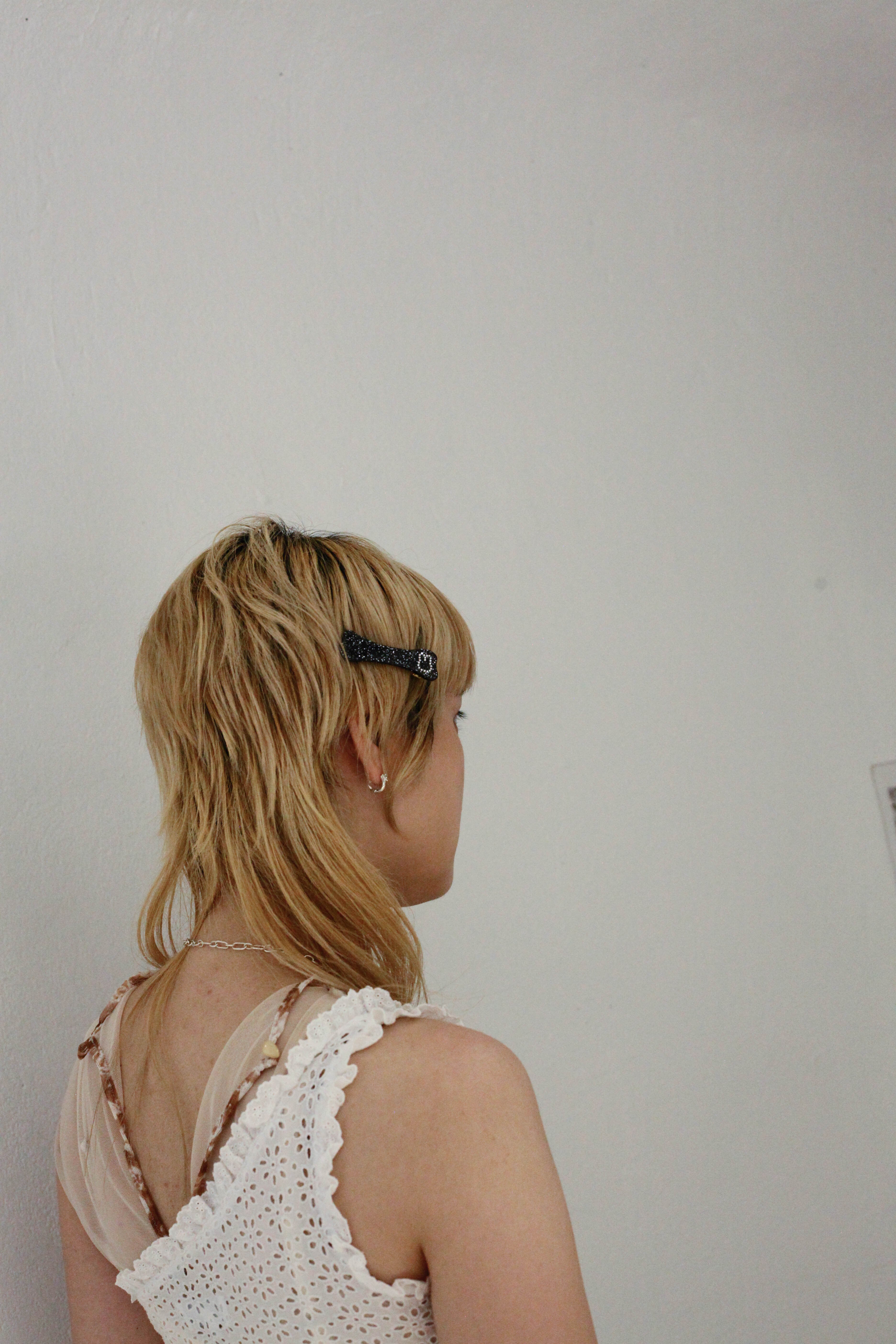 うさぎ® bone ヘアクリップ #LA22053H Glitter Black | LANIE