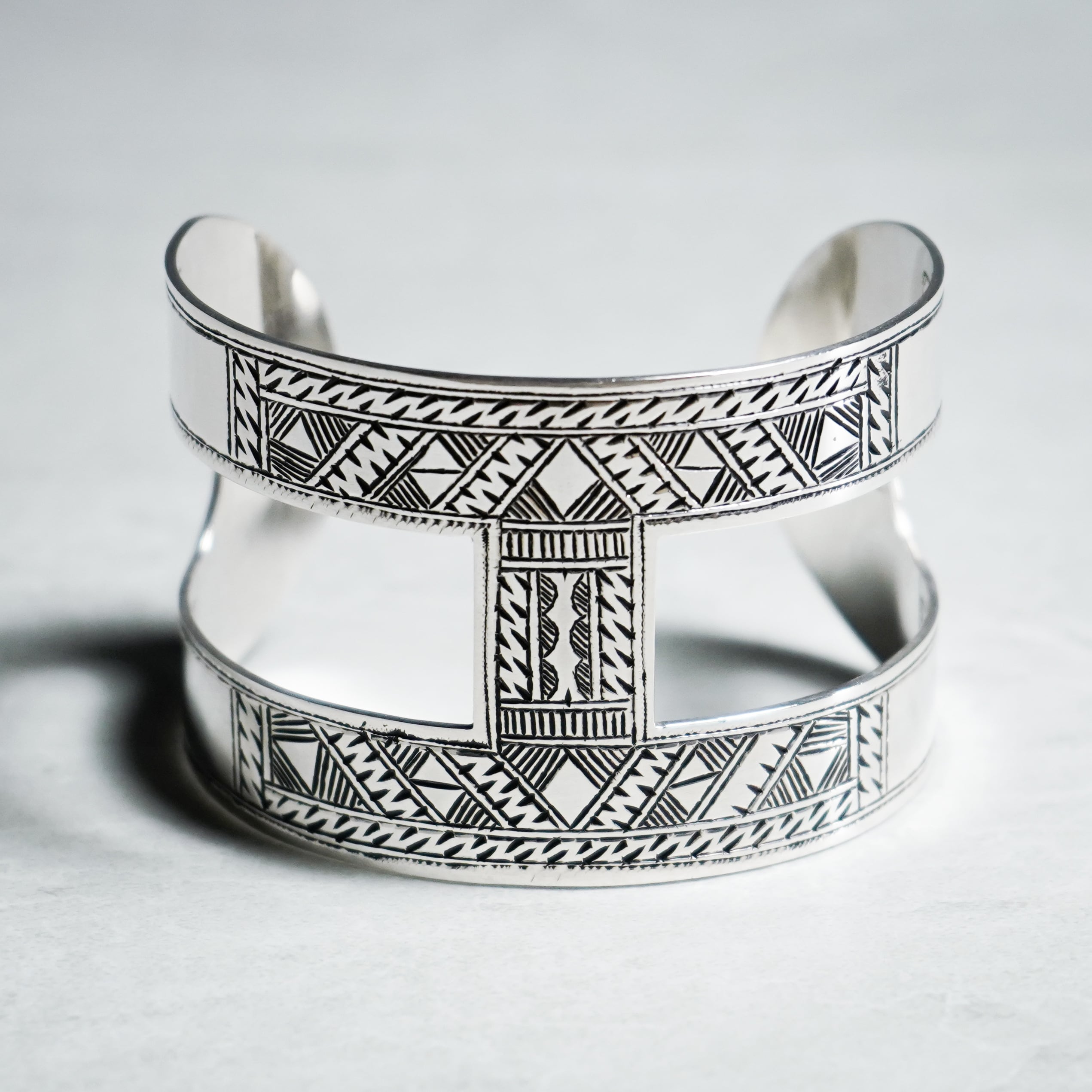 TOUAREG Silver Bangleトゥアレグ シルバー バングル 143 | mark
