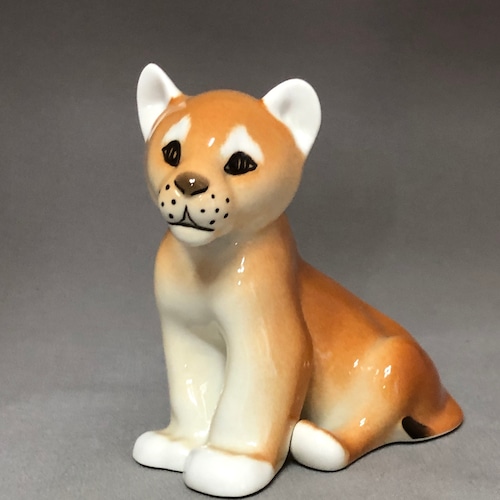 新品　Imperial Porcelain　インペリアルポーセリン　ロモノーソフ　ライオンの子供