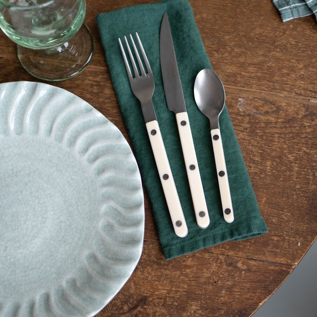 SABRE ユニ テーブルスプーン マット アイボリー