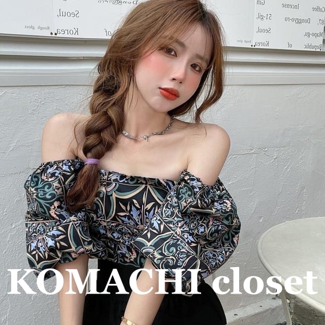 【送料無料】 シャツ オフショル 5分袖 パフスリーブ 黒 ホワイト 韓国 レディース オルチャン 背中見せ スクエアネック 谷間が見える トップス 花柄 フラワー 可愛い セクシー オフショルダー きれいめ 短丈 五分袖 白 ブラック 黄色 イエロー シンプル ラフ こなれ感 カジュアル ゆる ゆったり 春 夏 10代 20代 30代 休日 定番 安い へそ出し 動きやすい ショート丈 おしゃれ オトナ女子 ラブリー ギャル キュート スポーティー お泊まり 着回し 体型カバー 普段使い