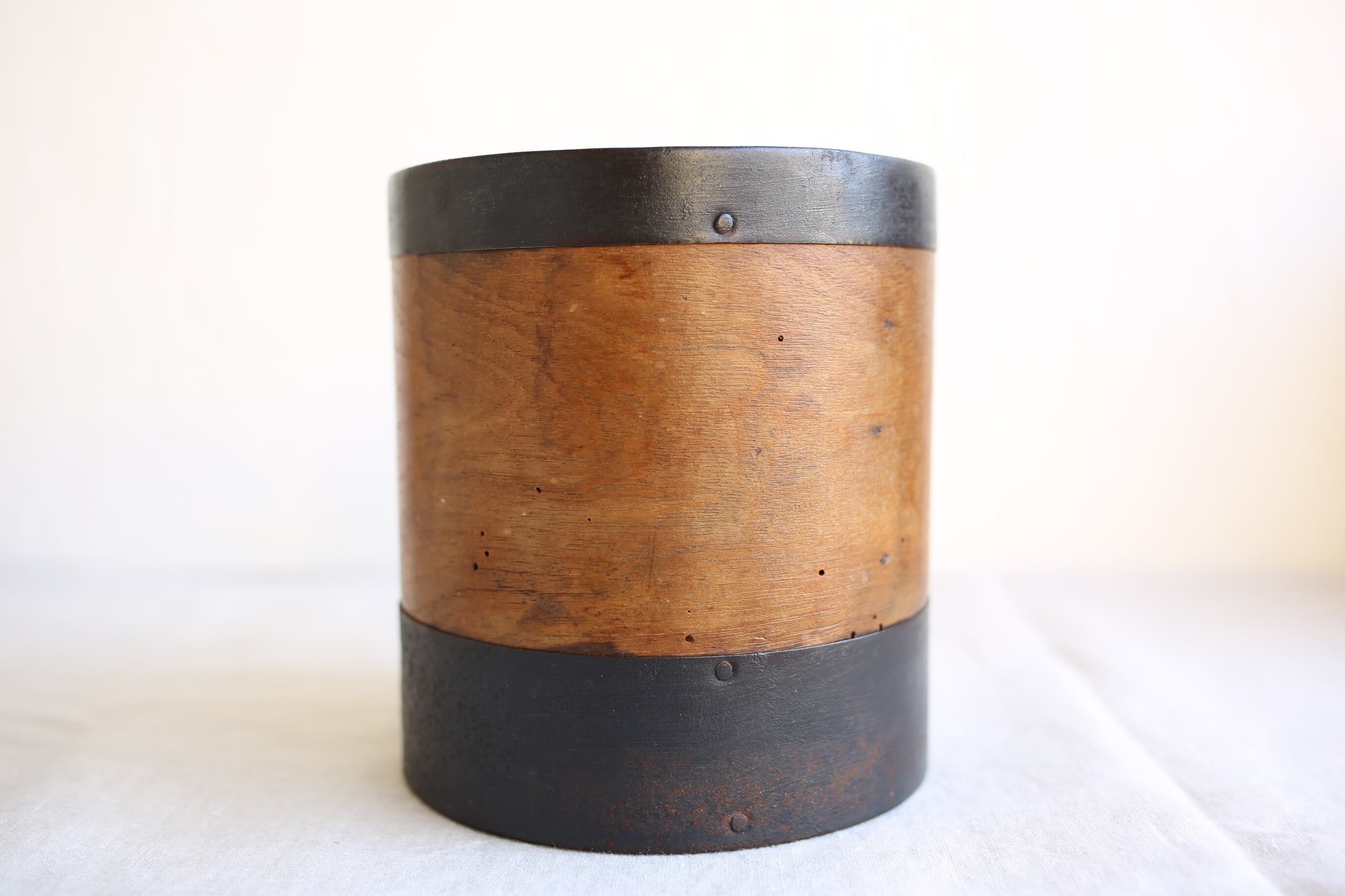 フランスアンティーク 木製 メジャーカップ ２個 計量ポット 古道具 蚤の市 フランスアンティーク 木製 メジャーカップ 2個 計量ポット