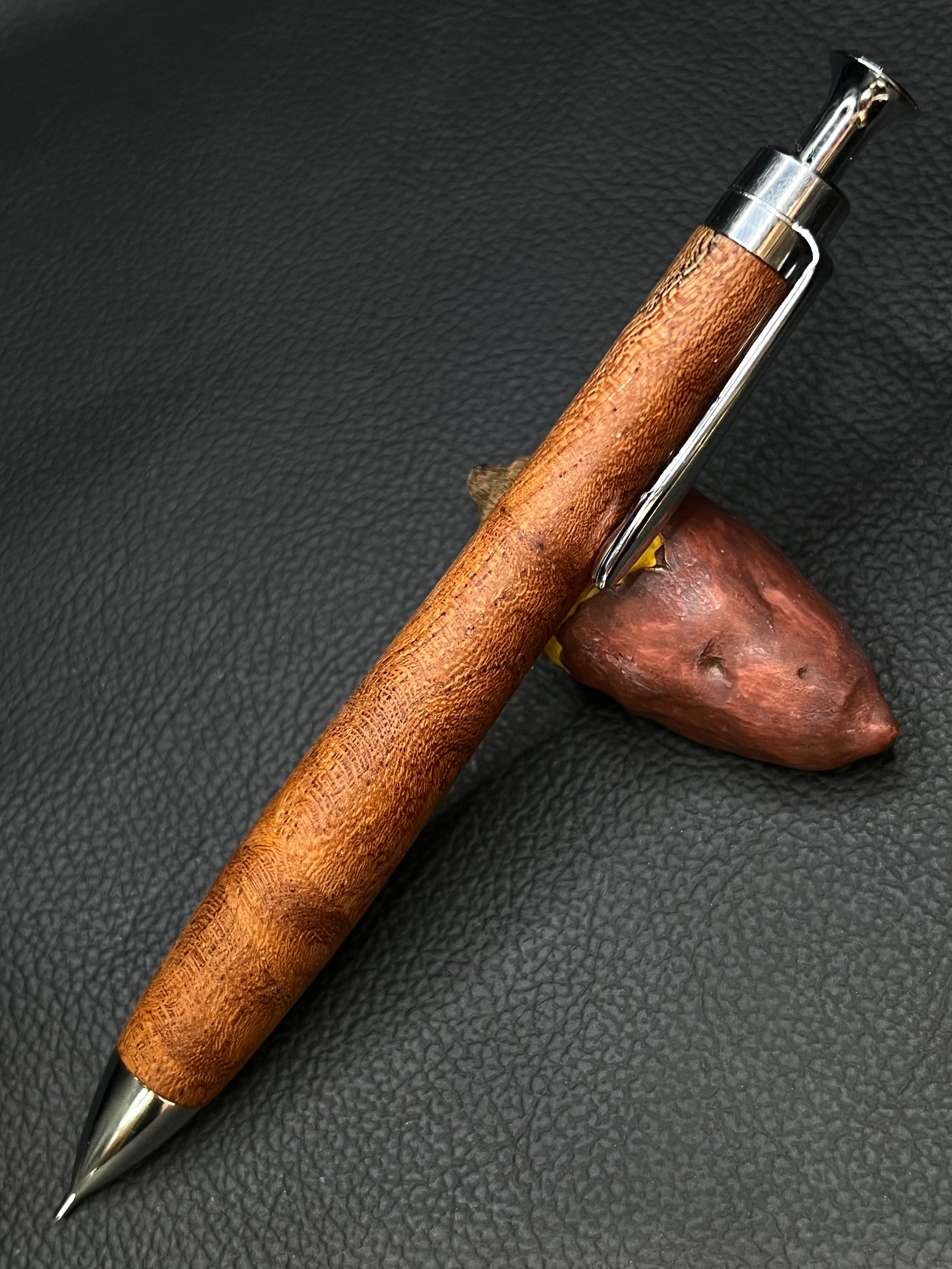 14 欅（ケヤキ）極上玉杢 【キャンセル品の為20％オフ】 | こぶた工房