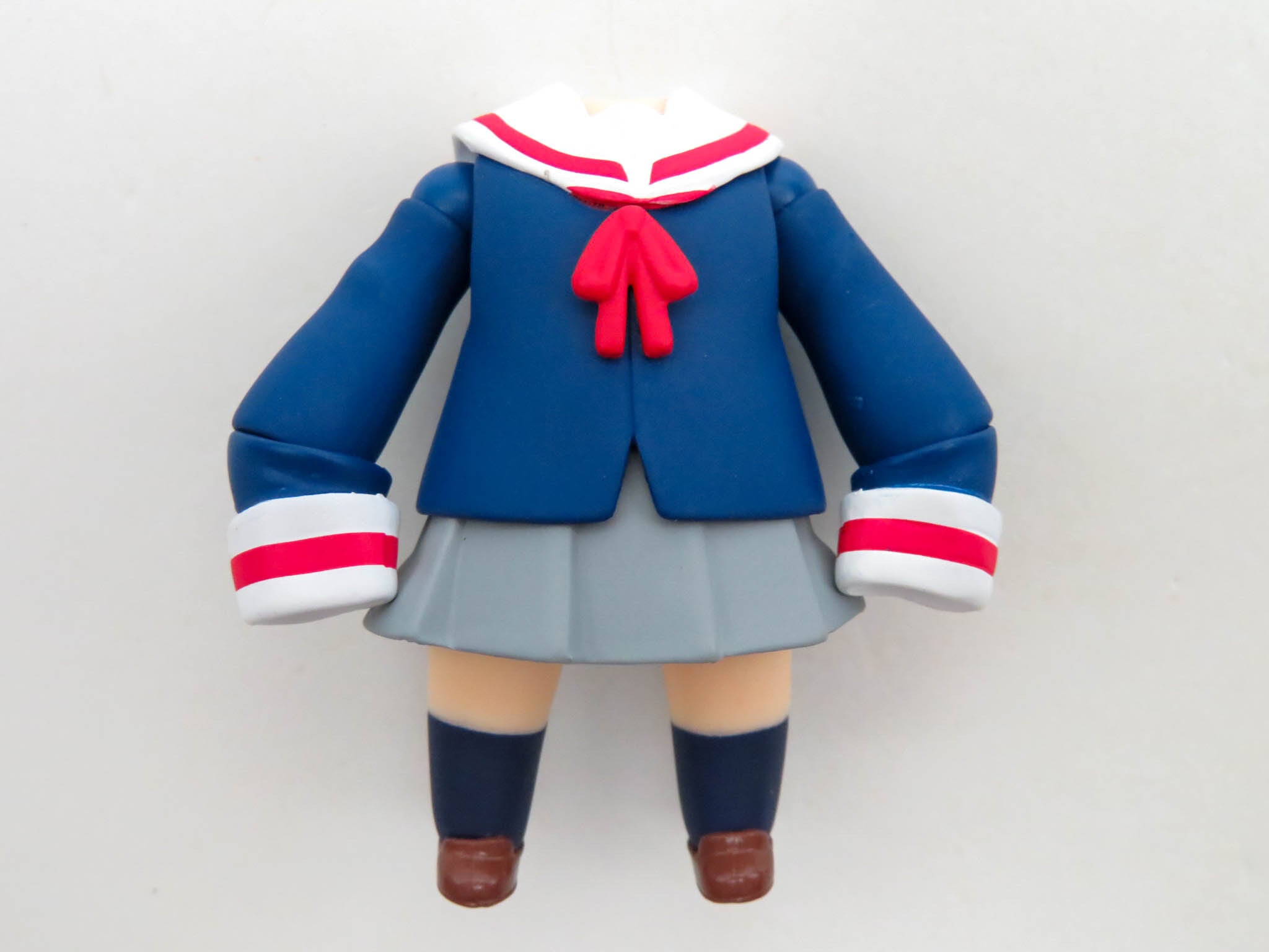 再入荷(A-ランク)【446】 三峰真白 体パーツ 制服 ねんどろいど