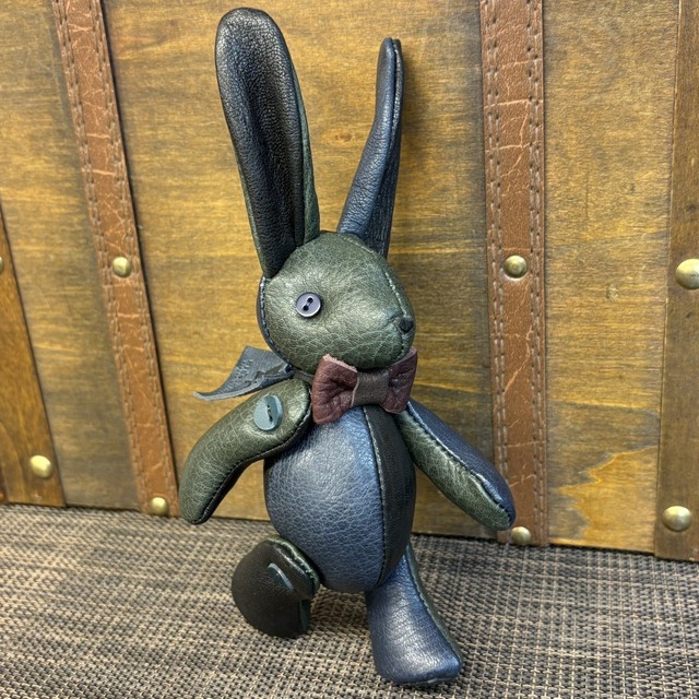 【ジビエレザー鹿革】ベルラビ★マイスターの手作り「ベルズラビット」カラフルダーク系　写真の1点販売です