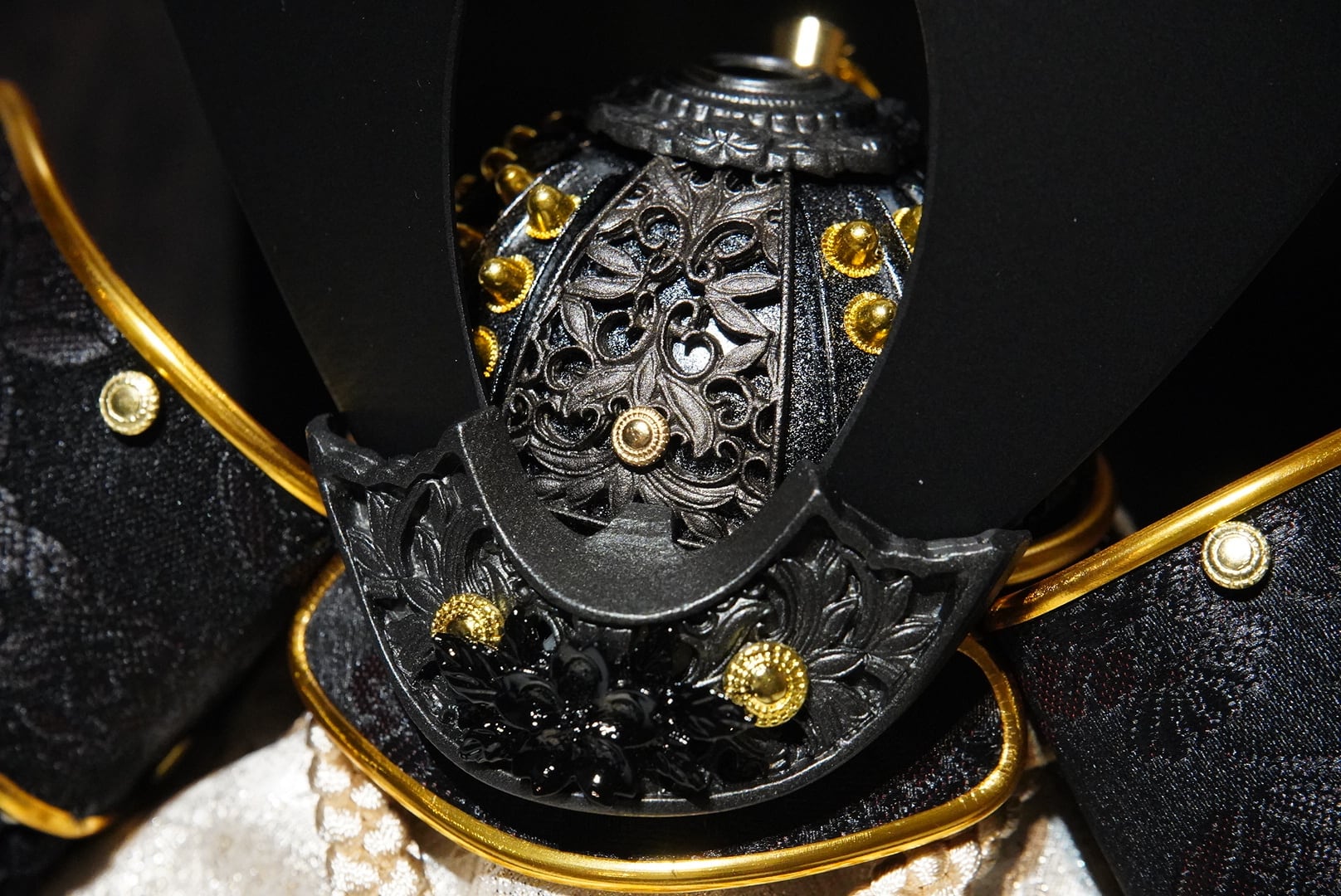 吉徳大光〉御兜飾り〔931〕 | NAGANOYA ONLINESHOP
