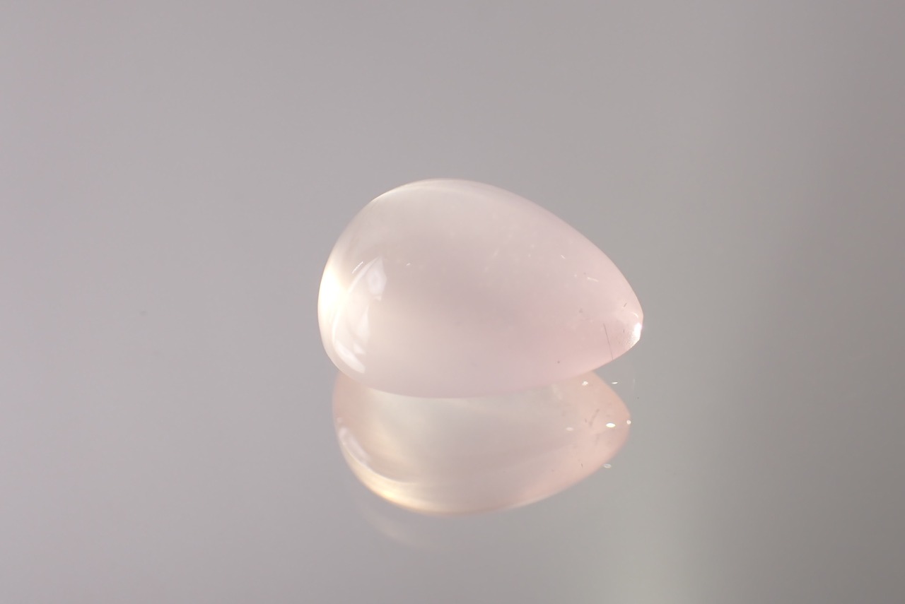 スターローズクォーツ　9.36ct　[C6‐106]