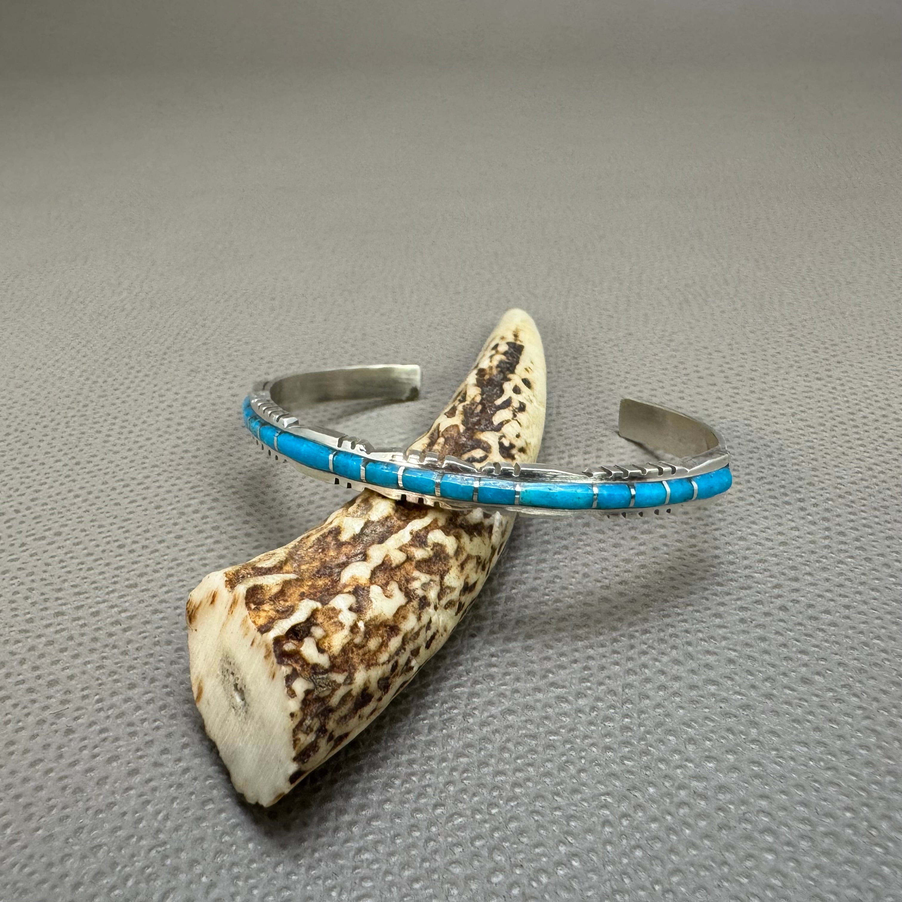 ZUNI（ズニ）族 Sheldon Lalio作 ターコイズバングル シルバー ホピ