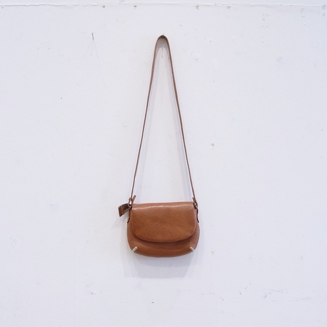 :octavus [SHOULDER BAG] arco 01-S -Camel-