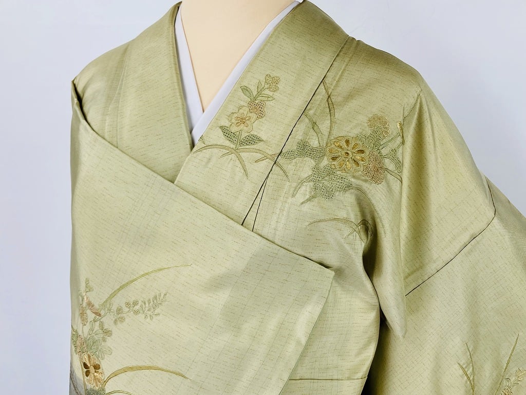 染大島 汕頭刺繍 訪問着 本場大島紬 花柄 正絹 若菜色 黄緑