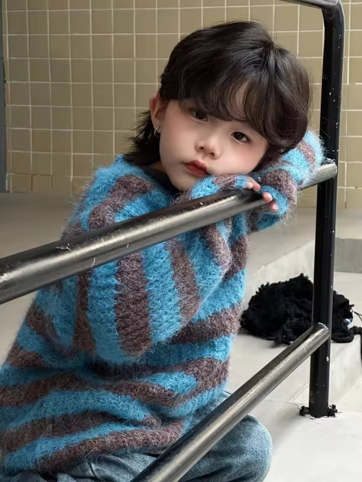 ボーダーニットトップス