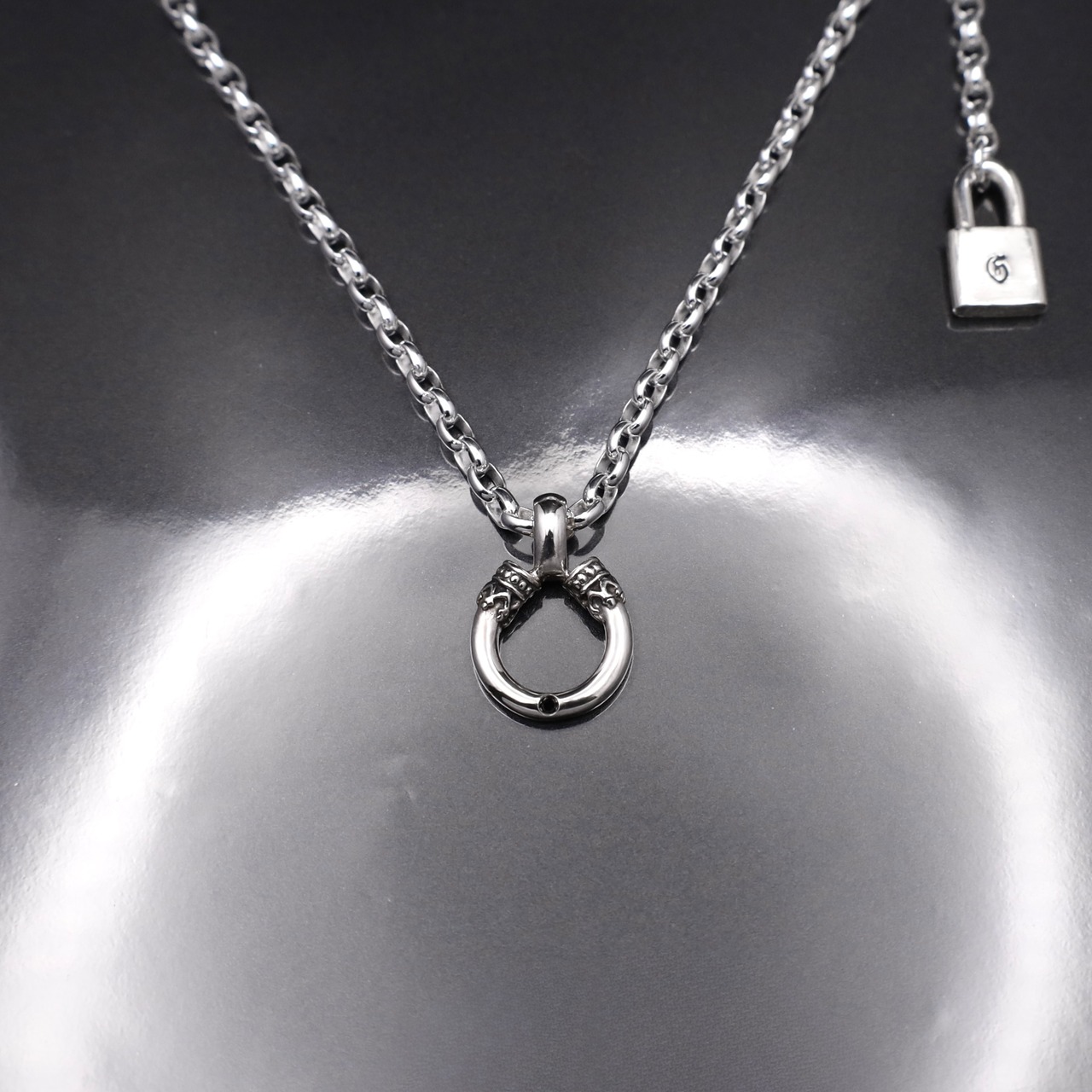 CROWN HORSESHOE w/ BLACK DIAMOND NECKLACE / クラウンホースシューブラックダイヤモンドネックレス