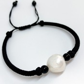 シルク紐でクールな印象を！ 一粒淡水パール シルク紐 ブレスレット(黒) MNBP10ZBLACK