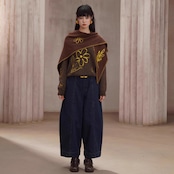 藍の庭を歩く幻のワイドデニム 《C0260》