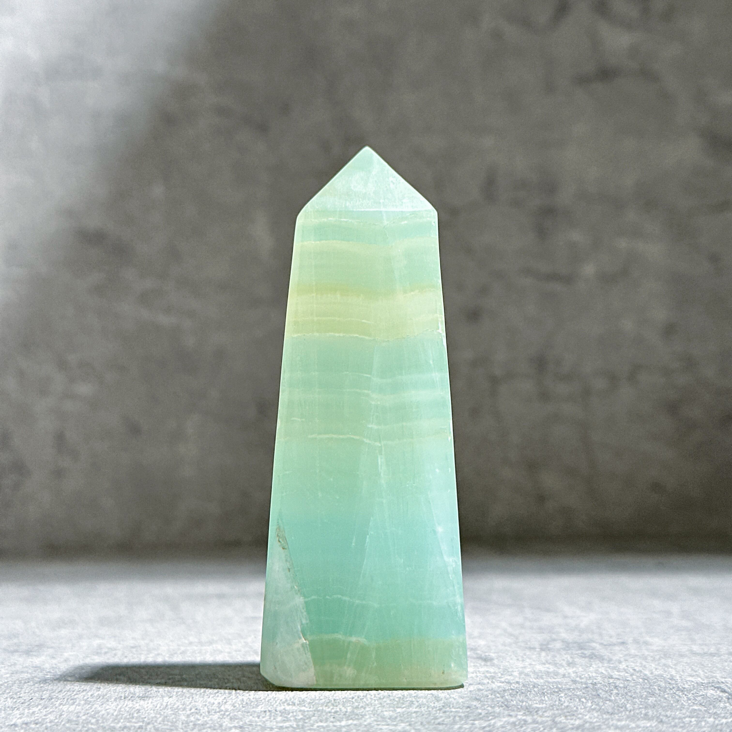 ピスタチオカルサイト タワー12◇Pistachio Calcite◇天然石・鉱物