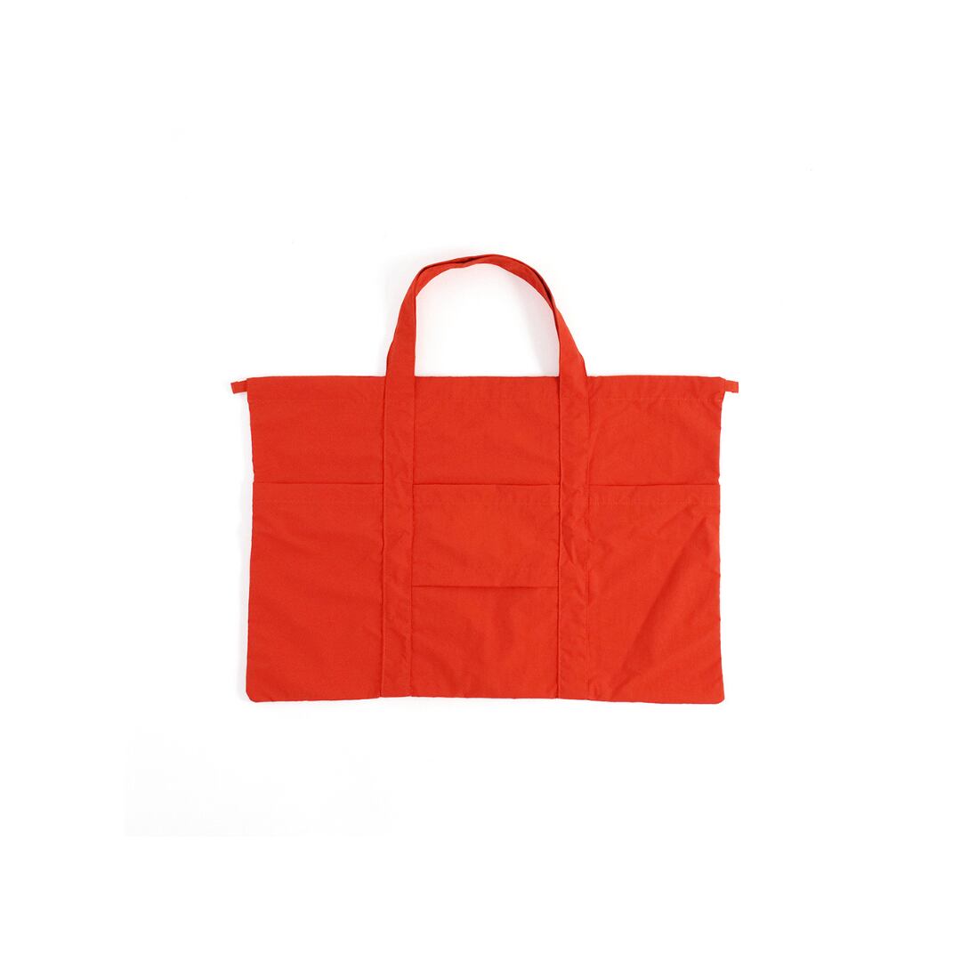 たっぷり荷物が入る撥水トートバッグ OR