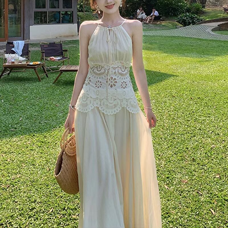 【dress】カットワークホルターネックワンピース M31172