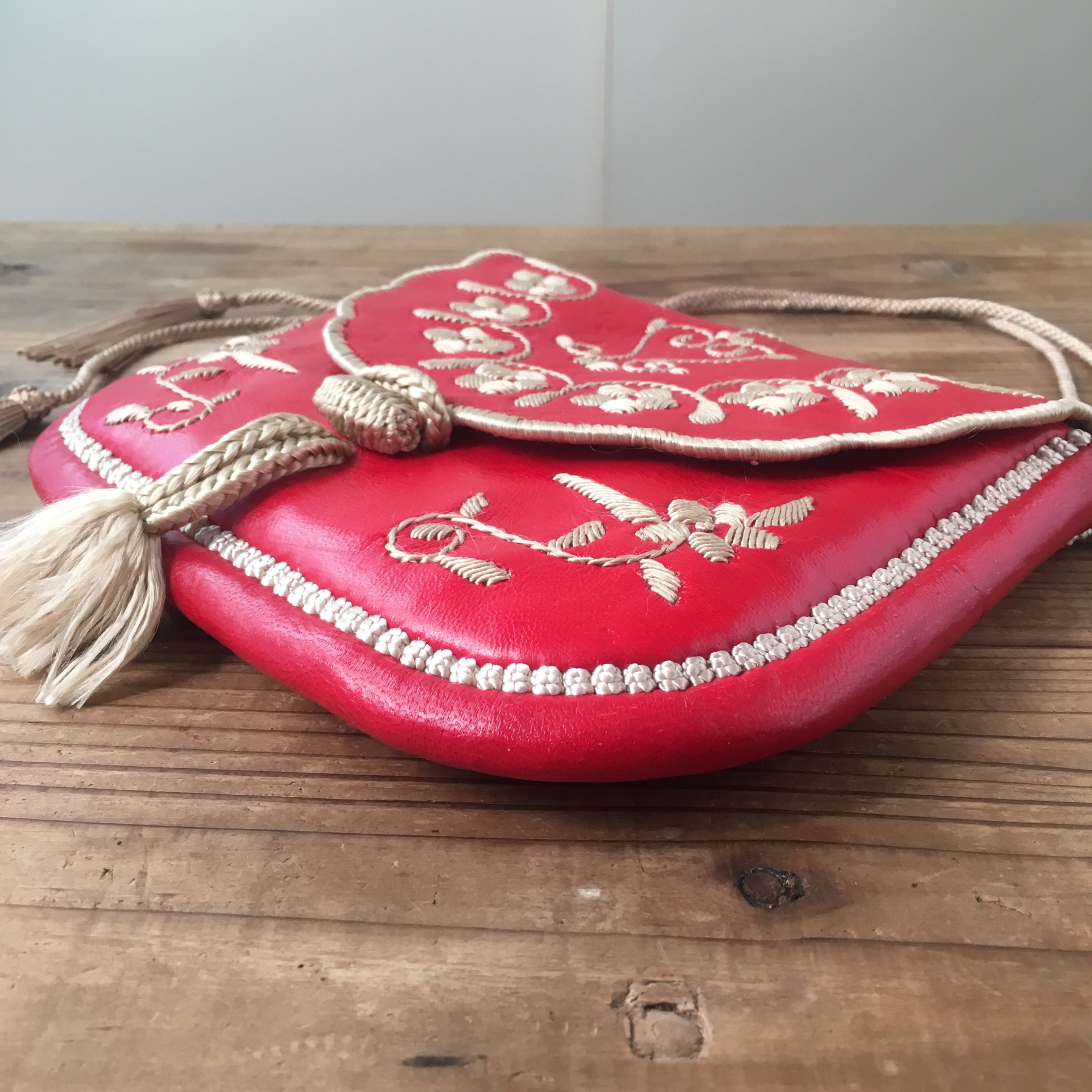 ベルベル刺繍のバッグ マチ無し | モロッコの暮らしと手しごと