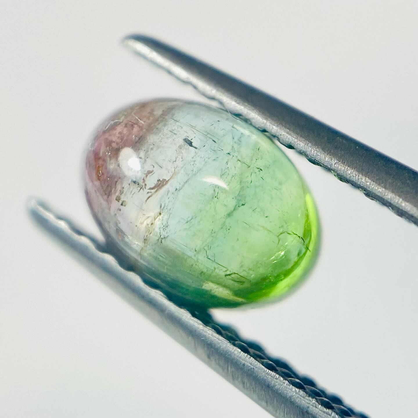 桜、青葉、青空　トルマリンカボション