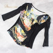 社交ダンス 衣装 ICHIOKU イチオク Tシャツ/カットソー レッスンウェア 練習着 花柄 黒 白 ブラック系 ホワイト系 ピンク系 ブルー系 グリーン系 イエロー系 オレンジ系 花柄トップス 黒トップス ブラック フラワー柄 カラフル 花 バラ柄 ローズ柄 カットソー 長袖 ブラックレース袖 レース 透け感 体型カバー レッスン 競技 練習 ダンスウェア レディース 女性 ダンス レディス ストレッチ素材 ポリエステル フィット感 ラウンドネック クラシック ダンス衣装 上着 ウエア ローズプリント