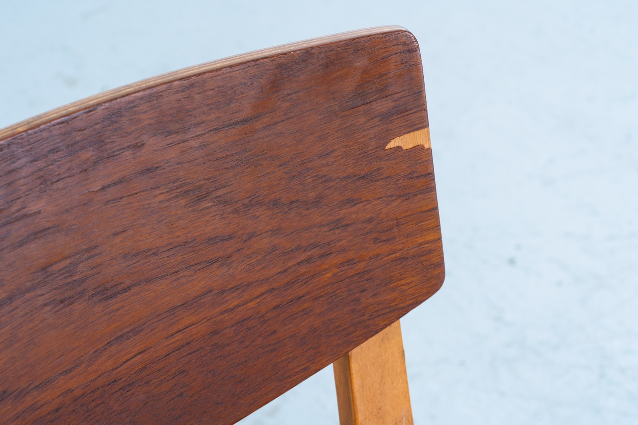 Fritz Hansen | Stacking School Chair