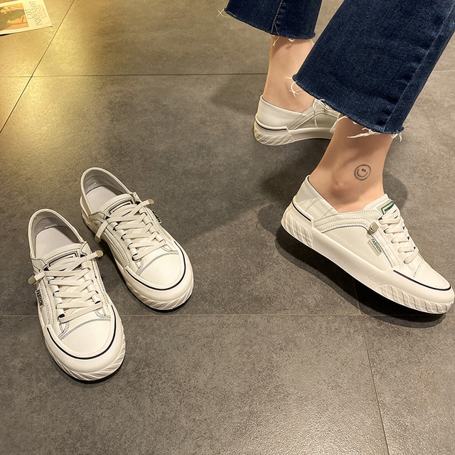 シックな底のレトロな白い靴女性2020年の新しい春のシックな野生の学生カジュアルオルチャンボードシューズ 部族の婦人靴2443458