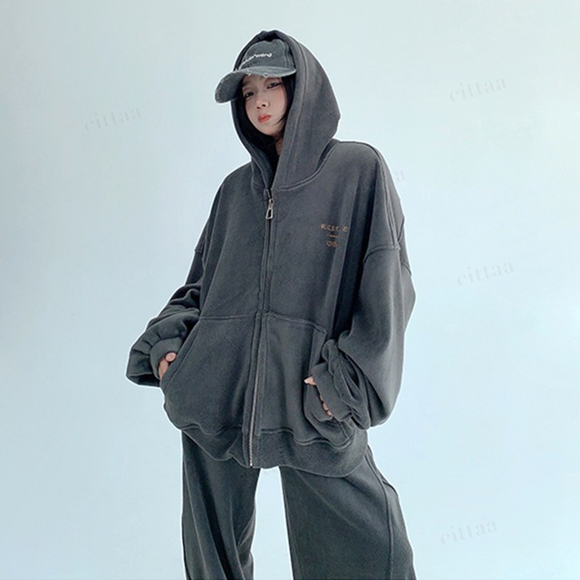 ★予約★D-775　2025秋冬新作♡【セットアップ可能】RICECAKE刺繍ロゴフリースジップアップパーカー　ダークグレー