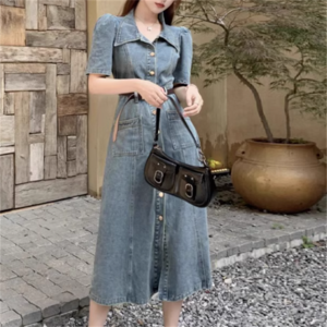 【送料無料】 ワンピース ロングワンピ ロング 半袖 Vネック 襟付き Aライン フレア 薄手生地 デニム エレガント 可愛い 大人可愛い きれいめ シンプル カジュアル シック コンサバ 華やか 大人 上品 おしゃれ お洒落 主役級 こなれ感 高見え 高級感 無地 夏 レディース 女性用 ママ 20代 30代 40代 デート お出かけ 女子会 お呼ばれ 休日 お茶会 授業参観 着回し 普段使い ファッション コーデ スタイル 楽ちん 体型カバー ダメージ 美脚 脚長 定番 プチプラ 着痩せ ブルー