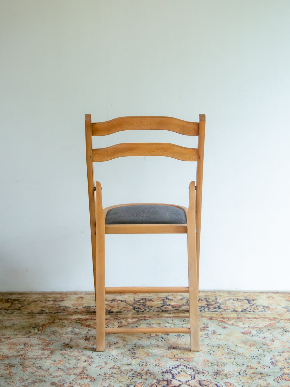 No.029 折り畳み椅子・リペア家具＜古家具・椅子・リペア家具＞ | 家貨