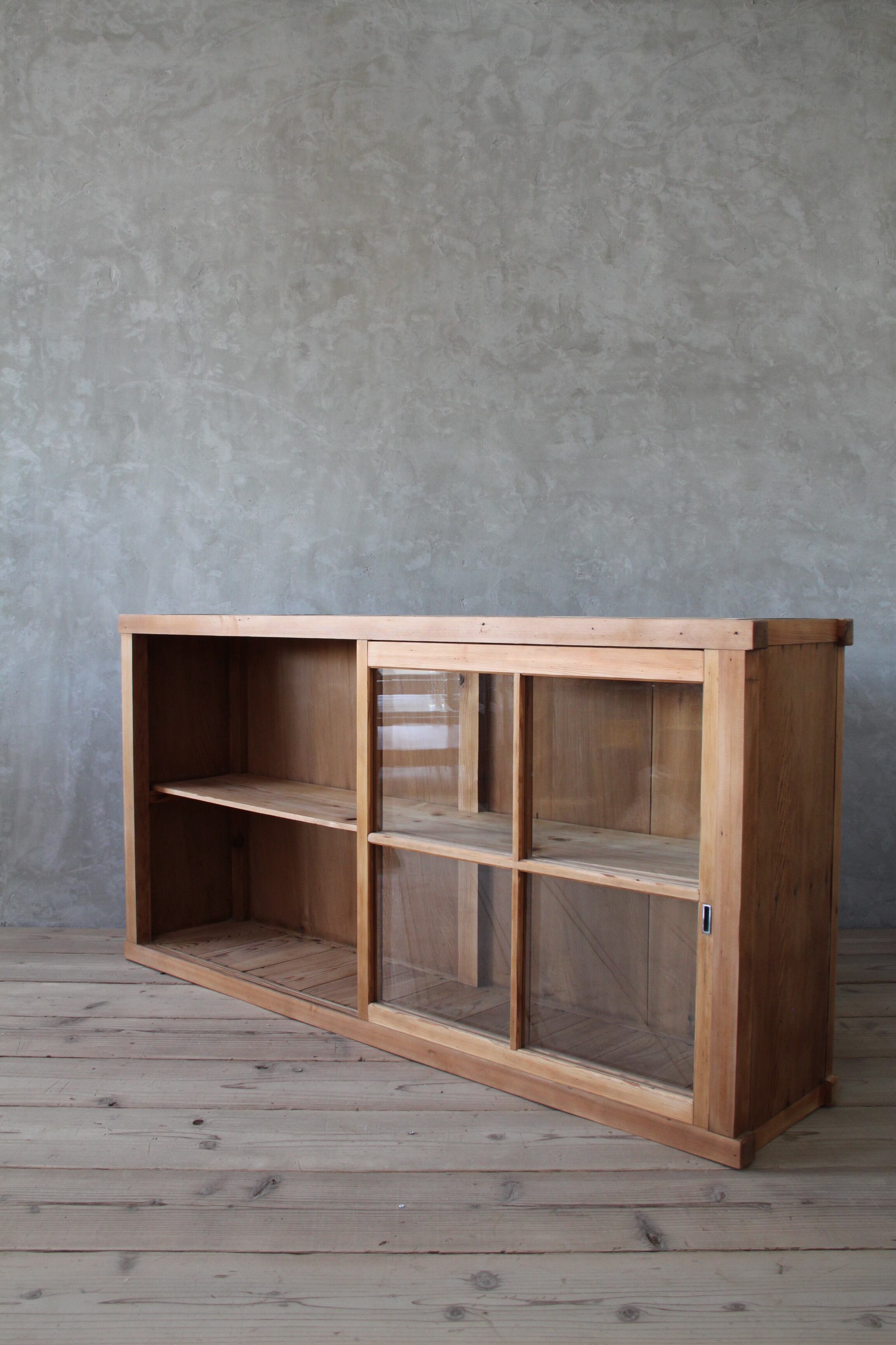 ガラス棚　（古家具・ビンテージ家具） ガラスケース 古家具/ガラス/棚/キャビネット/ | はことあし 古