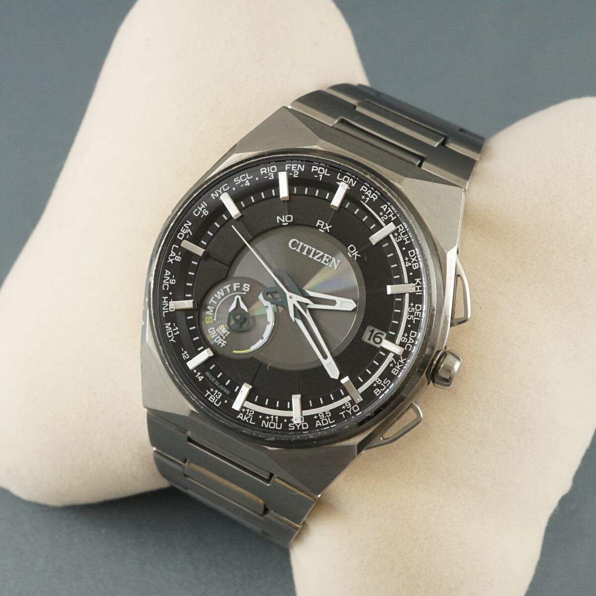 CITIZEN シチズン 腕時計 USED美品 エコドライブ サテライトウェーブ 