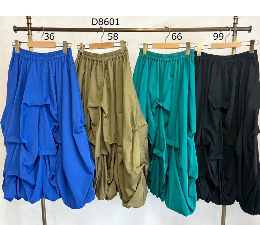 D8601　ふわふわスカート