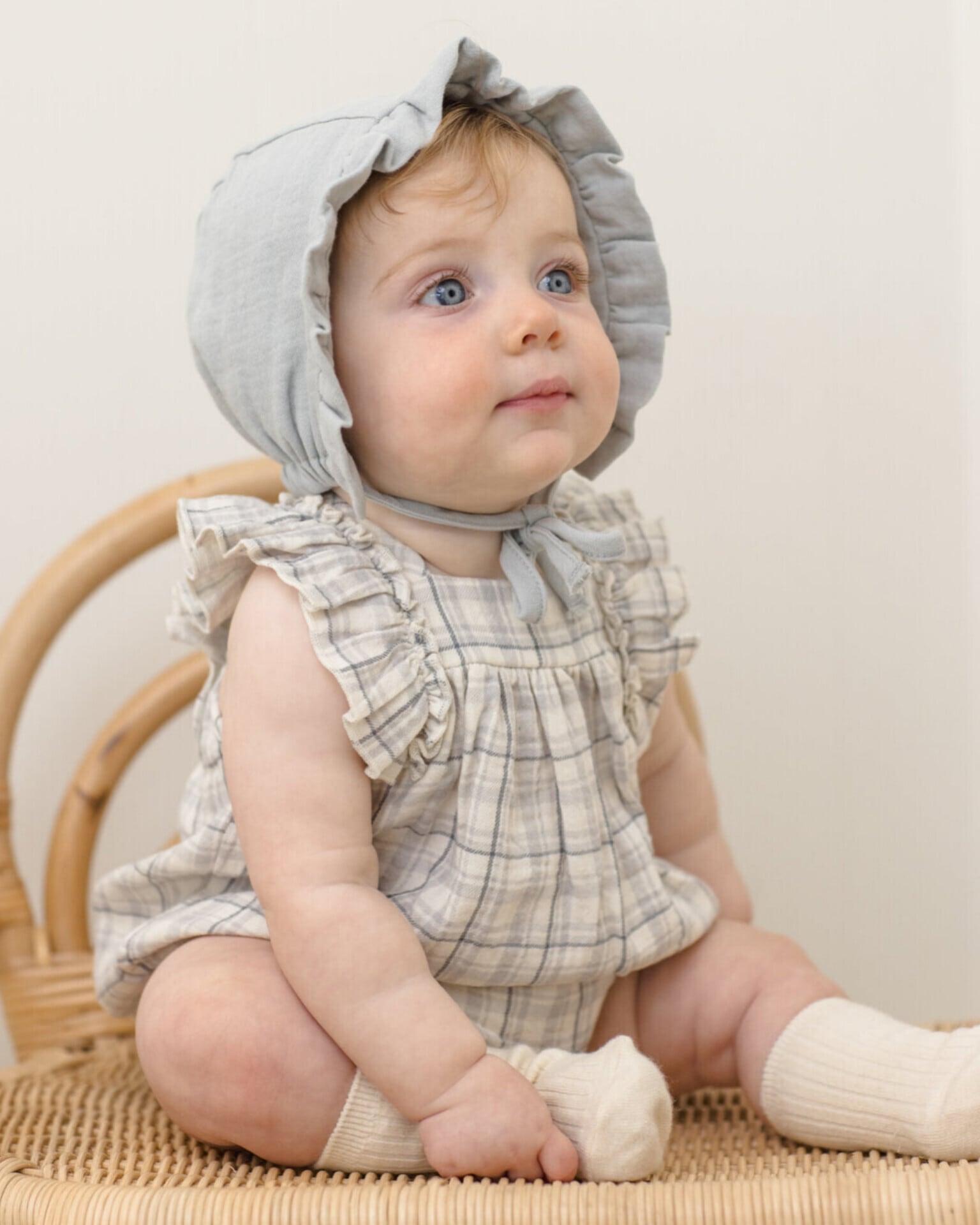 【QUINCY MAE】WOVEN RUFFLE BONNET / SKY / 12-24M