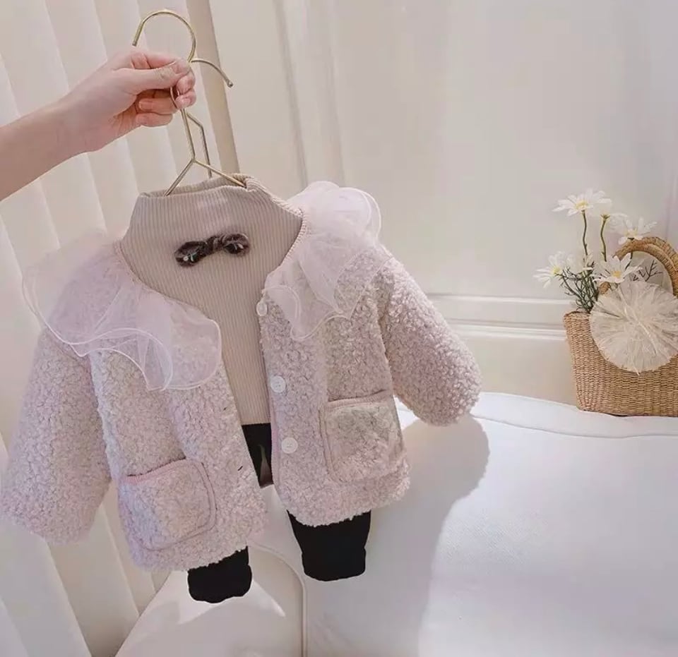 チュール襟ふわもこアウター…….海外子供服 プチプラ 韓国 カーディガン コート 女の子