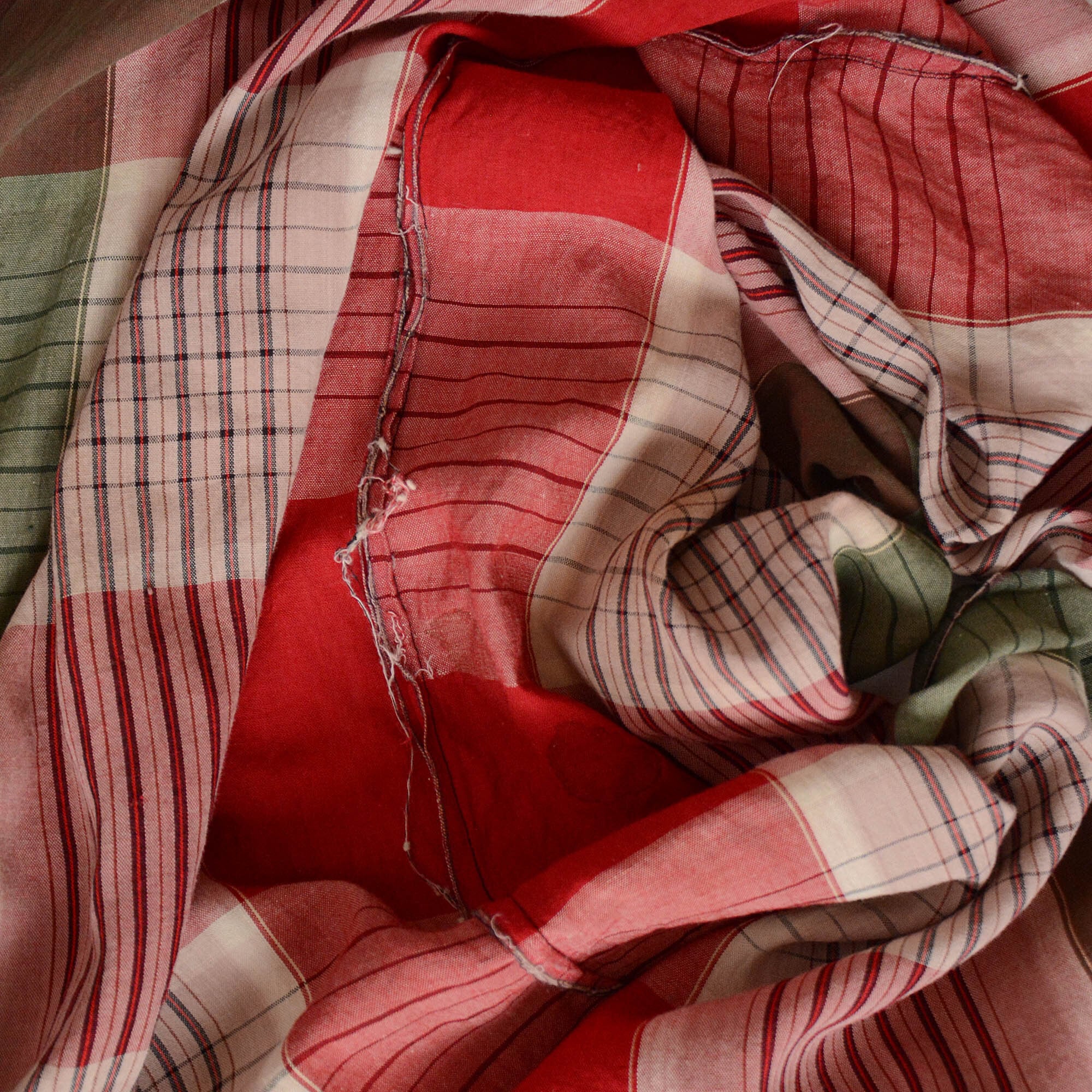 昭和レトロ 古布 布団皮 格子柄（チェック）昔もんぺ ゆったり 昭和レトロ 古布 布団皮 格子柄（チェック）昔もんぺ ゆったり