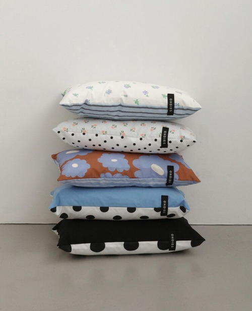 〈即納/在庫限り〉 OHDIBS /Layer Pillow
