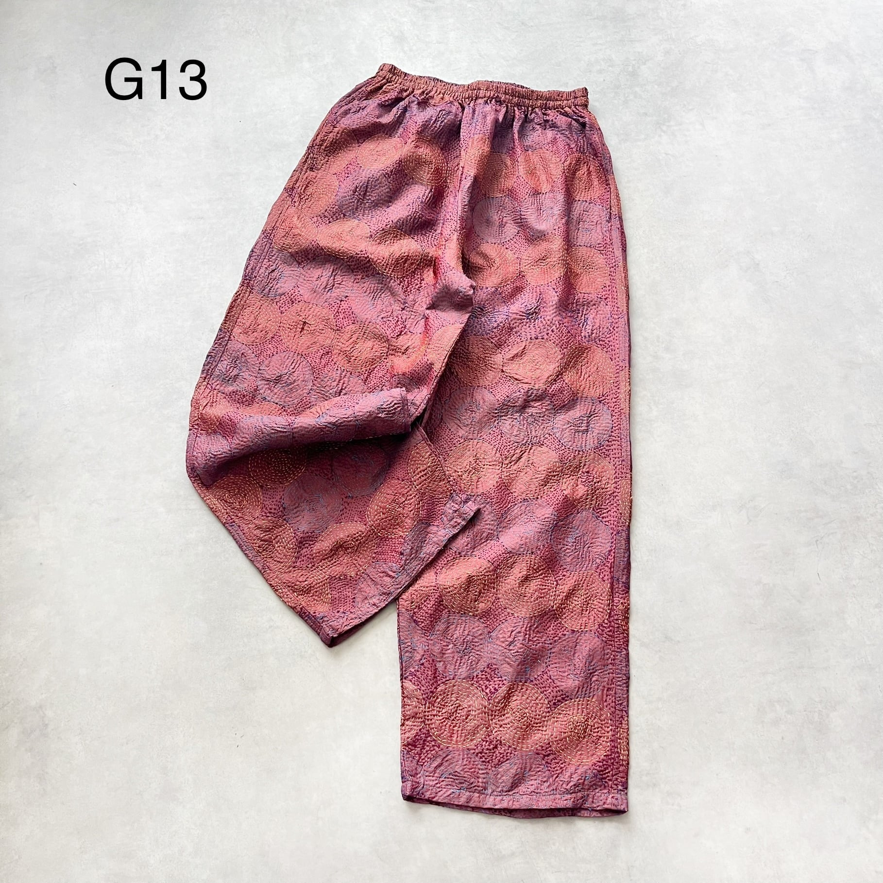 未使用品　pokipcee ポキプシー　シルク刺し子パンツ　ぐるぐる　1点物 未使用品 pokipcee ポキプシー シルク刺し子パンツ ぐるぐる 1点