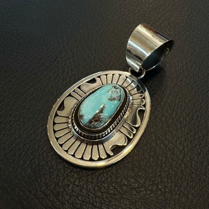 レオナルドネズ (Leonard Nez) キャリコレイクターコイズTOP