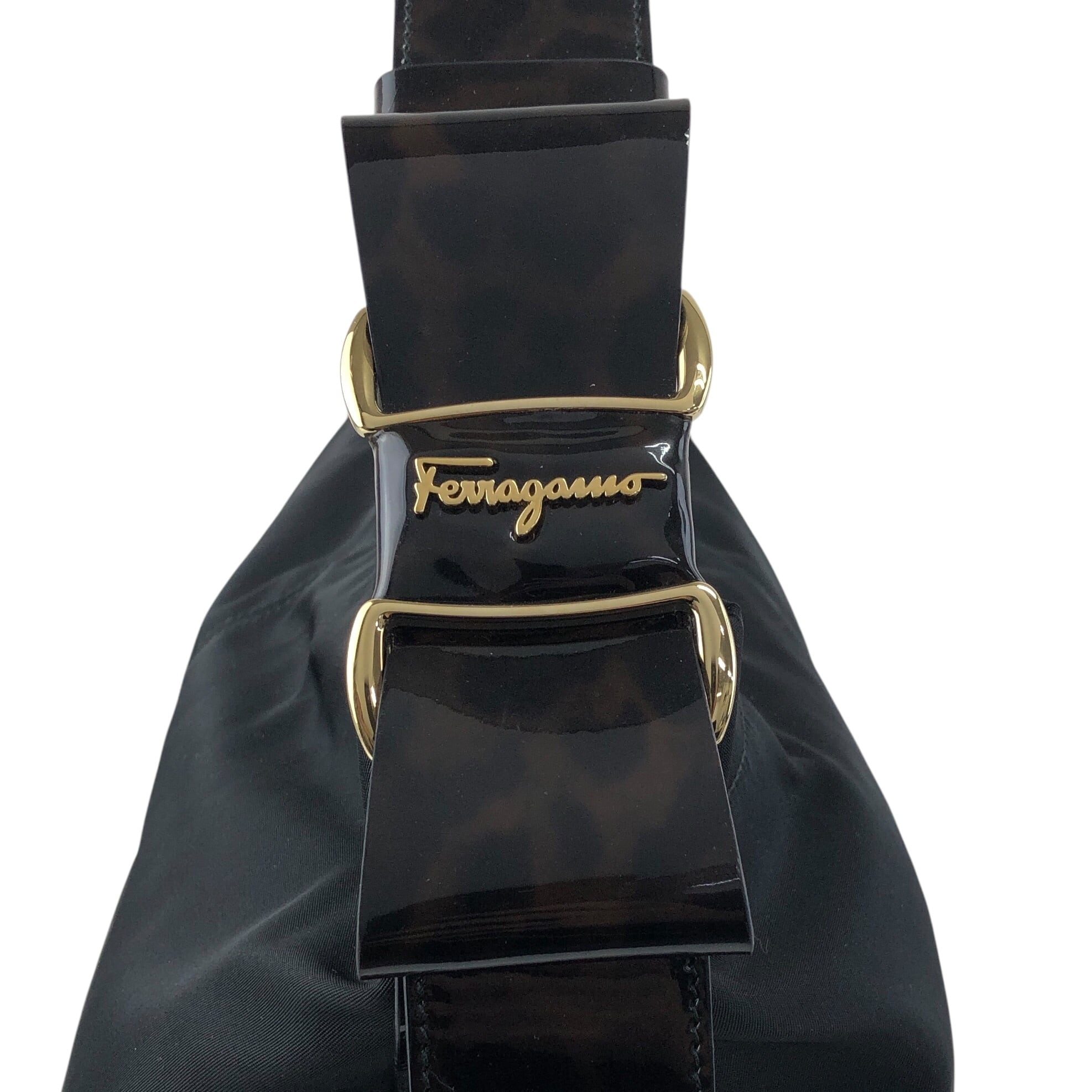 Salvatore Ferragamo サルヴァトーレ フェラガモ ショルダーバッグ