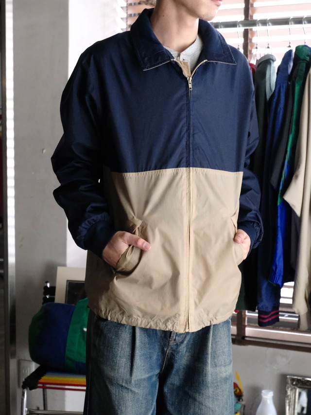 Used Zip-up Nylon jacket