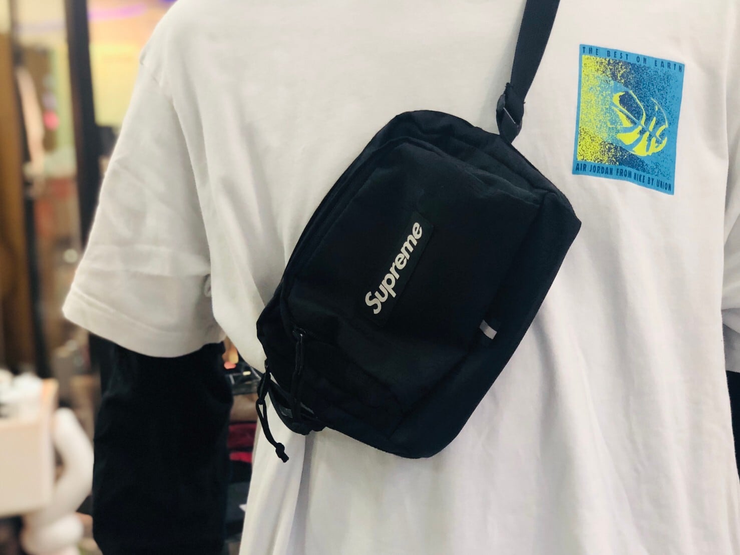 supreme  shoulder bag black 19ss ショルダー