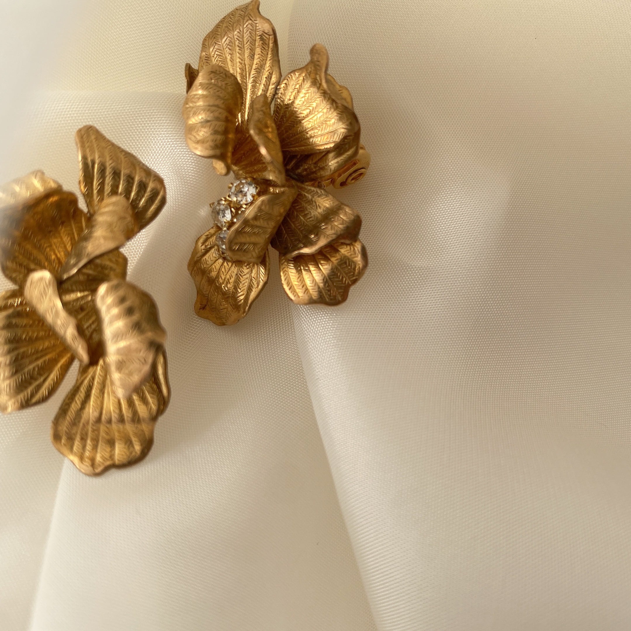 Peony -ピオニー-ear clip