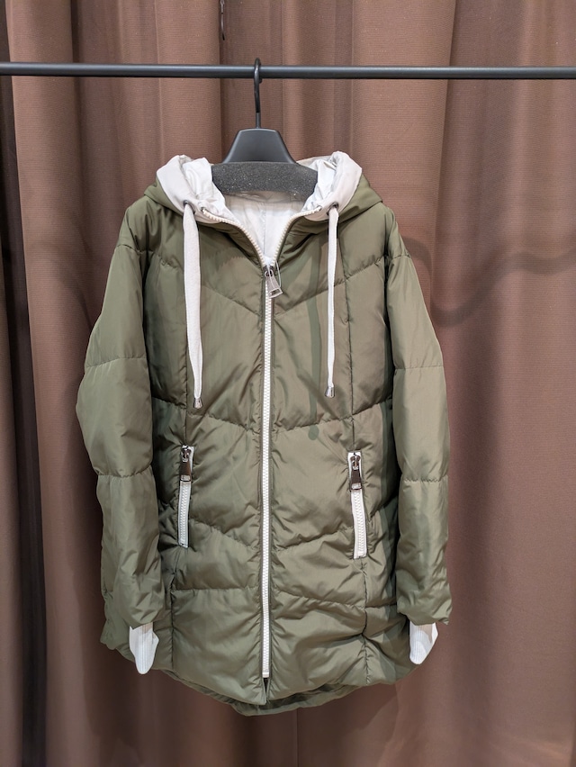 Mサイズは12月26日までにチャットからお申し込みください☆742010 ミドル 配色ダウンコート /カーキ