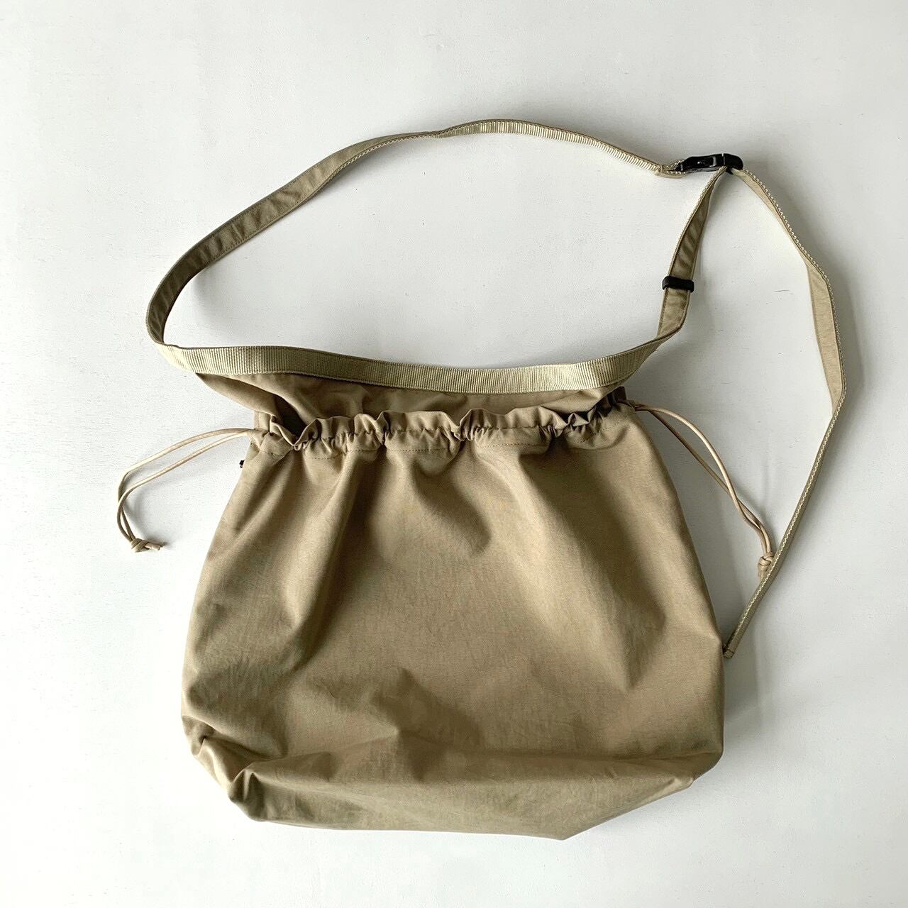 ERA.】TAS BIG RED CROSS APRON BAG/K031 | eighty88eight