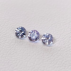 丸いスピネル メレセット 約2.3mm r-0582