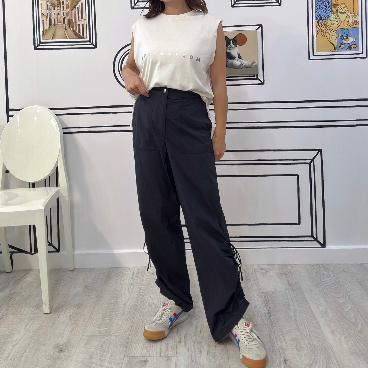 サイドシャーリングパンツ