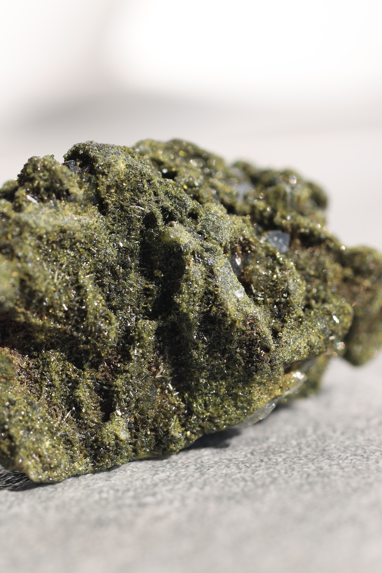 エピドート「山のカケラ」Epidote|天然石 原石 鉱物 パワーストーン | EP-I-001