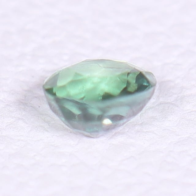 ブラジル産天然アレキサンドライト 0.15ct ルース 加工などに-