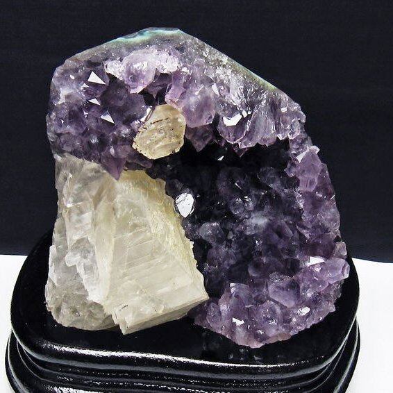 1.4Kg アメジスト クラスター ウルグアイ産 アメジスト 原石 amethyst 台座付属 カルサイト付き 一点物 182-6983
