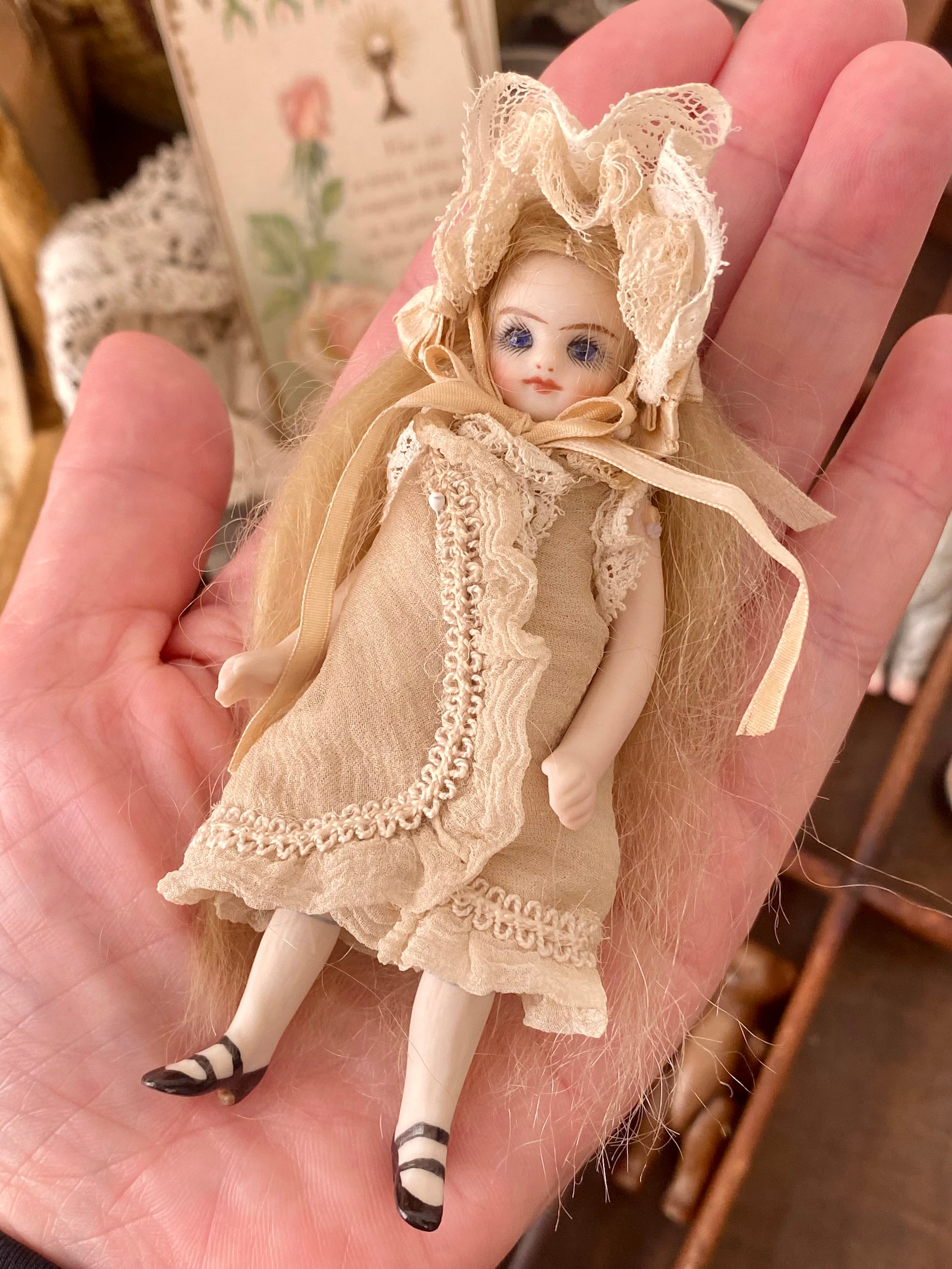 アンティーク　ミニョネット　☆　ビスクドール　フレンチ 完成ドール】フレンチミニョネット/ オールビスク/ 10.5cm